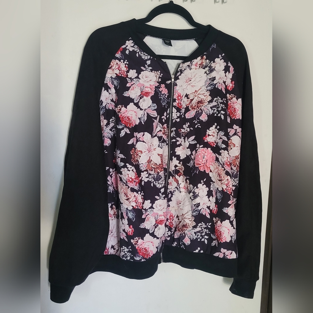 SHEIN Floral Plus Size Bomber Jacket Size 4XL